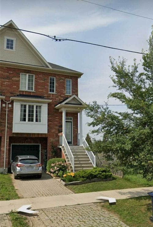 148 Hucknall Rd, North York, ON, M3J0H4 | Card Image