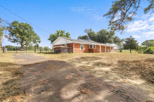 1310 Spur 324, Tennessee Colony, TX, 75861 | Card Image