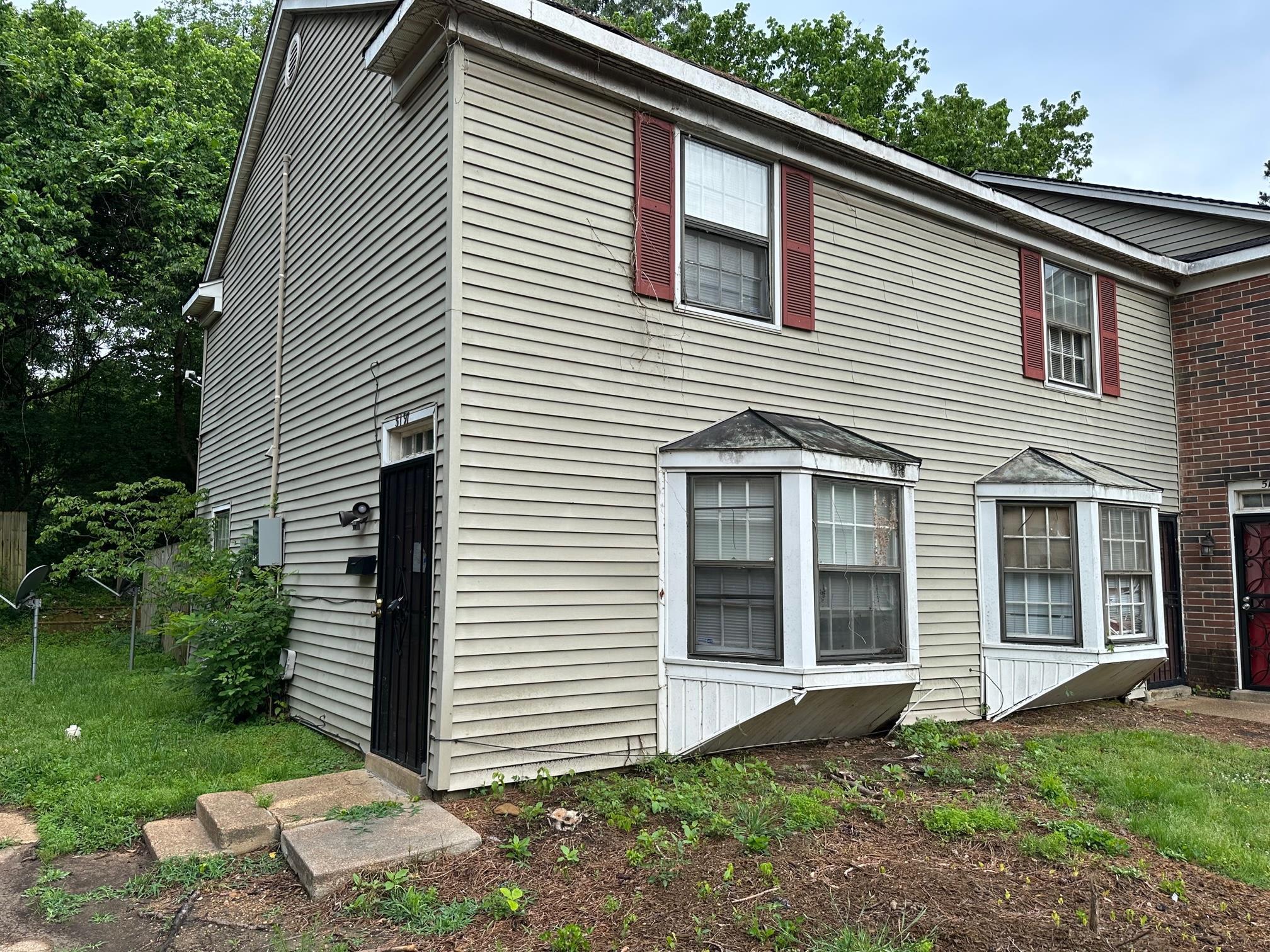 Flowering Peach Dr, Memphis, TN 38115