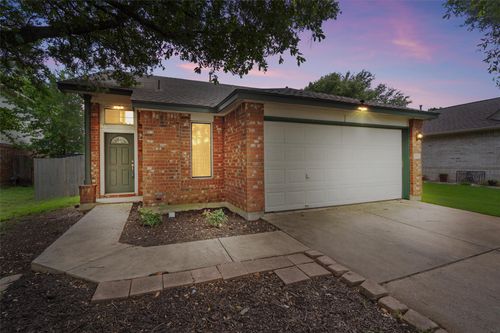 2040 Buckley Ln, Round Rock, TX, 78664-4607 | Card Image