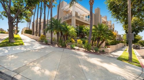 unit-206a-2600 E 20th St, Signal Hill, CA, 90755-1029 | Card Image