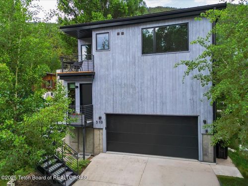 310 Aspen Dr, Jackson, WY, 83001-8612 | Card Image