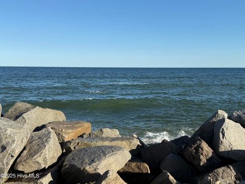 303a-400 Virginia Ave, Carolina Beach, NC, 28428-5837 | Card Image