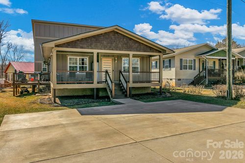 215 E Oakview Rd, Asheville, NC, 28806-2306 | Card Image