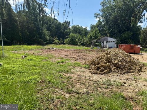 810 Zeigler Rd, WELLSVILLE, PA, 17365-9760 | Card Image