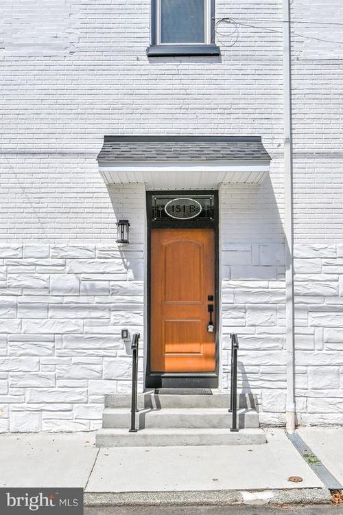 b-151 N York St, POTTSTOWN, PA, 19464 | Card Image