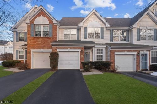 137 Stratford Dr, Nutley, NJ, 07110-3920 | Card Image