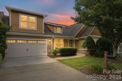 45 Creekside View Dr, Asheville, NC, 28804-8812 | Card Image