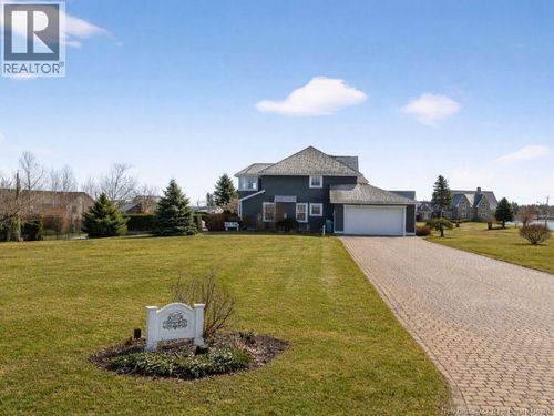 92 Mathieu-Martin Dr, Grand Barachois, NB, E4P7V8 | Card Image