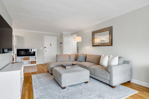 apt-2c-5 Birchwood Ct, Mineola, NY, 11501-4515 | Card Image