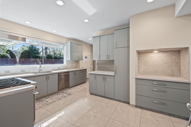 5280 Brookdale Rd, House other with 6 bedrooms, 3 bathrooms and null parking in Bloomfield Hills MI | Image 12