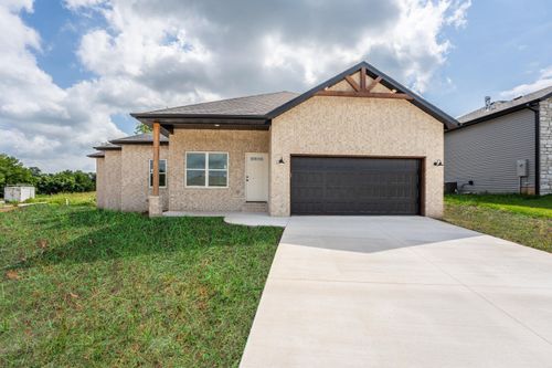 920 S Berry, Willard, MO, 65781-4201 | Card Image