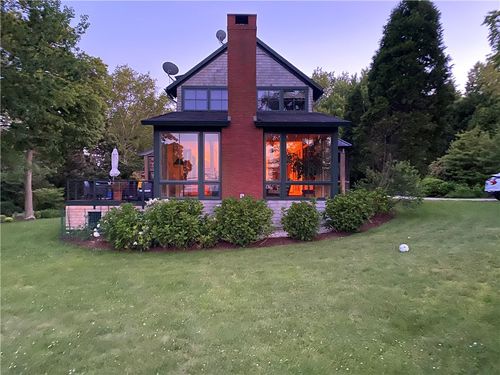 192 Racquet Rd, Jamestown, RI, 02835-2929 | Card Image