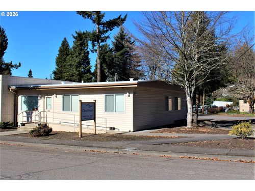 48247 Hills St, Oakridge, OR, 97463-9406 | Card Image