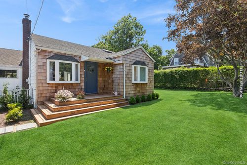 15 Indian Hill Rd, East Hampton, NY, 11937-2227 | Card Image