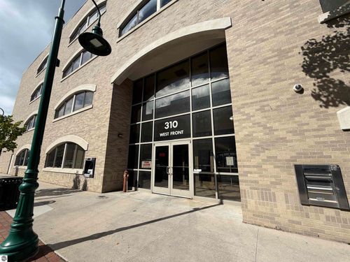 225d-310 W Front Street, Traverse City, MI, 49684 | Card Image