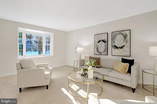 15204-700 S Arlington Mill Dr, ARLINGTON, VA, 22204-2915 | Card Image