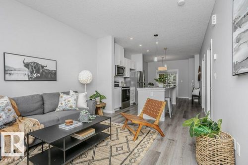 52-320 Secord Blvd Nw, Edmonton, AB, T5T7E8 | Card Image