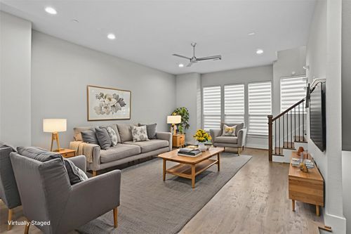 7-4914 Live Oak St, Dallas, TX, 75206-8872 | Card Image