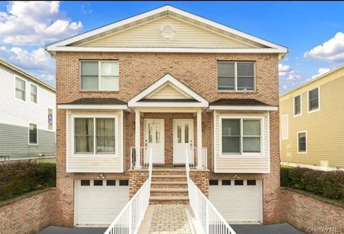 184-186 Woodside Ave, White Plains, NY, 10604-2002 | Card Image