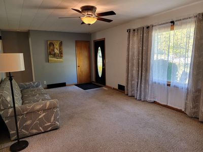 521 7th Ave East, House other with 2 bedrooms, 1 bathrooms and null parking in Cresco IA | Image 3