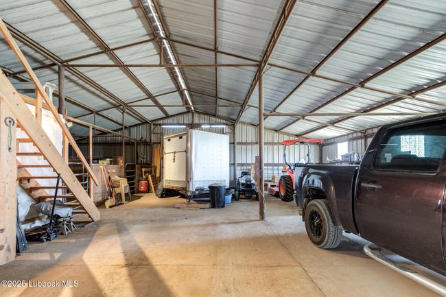 2647 N Highway 788, House other with 3 bedrooms, 2 bathrooms and null parking in Plainview TX | Image 40