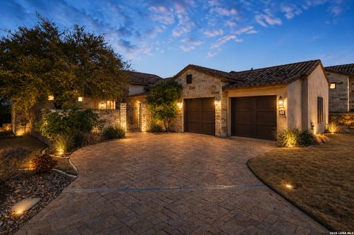 26 Di Lusso Dr, Boerne, TX, 78006-4703 | Card Image