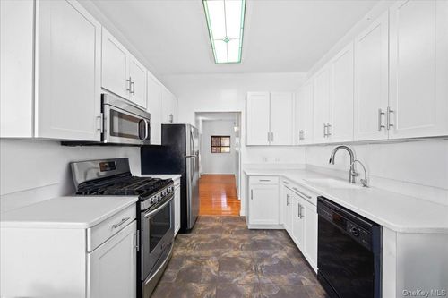 3-566 Louisiana Ave, Brooklyn, NY, 11239-1532 | Card Image