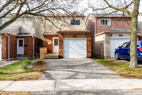 4094 Teakwood Dr, Mississauga, ON, L5C3L6 | Card Image