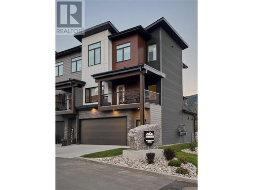 201-700 Riverside Way, Fernie, BC, V0B1M7 | Card Image