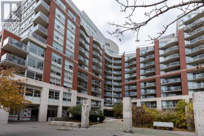 1022 - 550 Queens Quay W, Condo with 1 bedrooms, 1 bathrooms and 1 parking in Toronto ON | Image 3