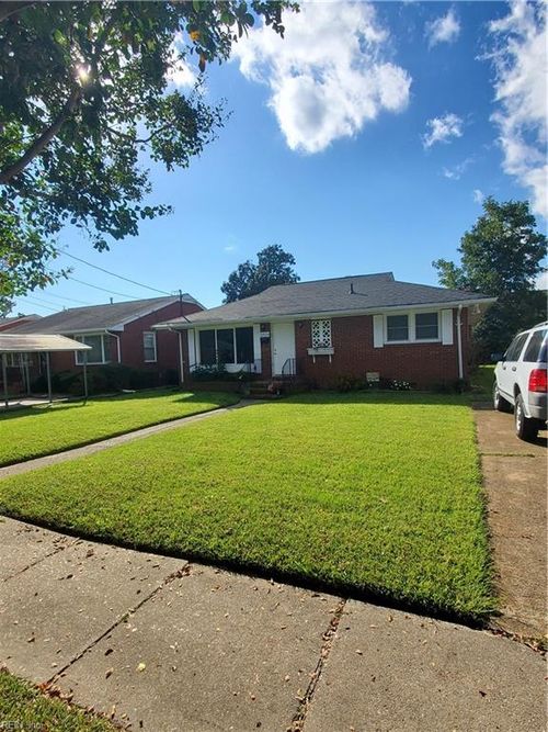 2919 Myrtle Ave, Norfolk, VA, 23504-4116 | Card Image