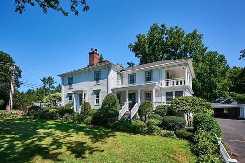 25 Woodbridge St, South Hadley, MA, 01075-1138 | Card Image
