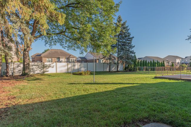 37332 Munger Dr, House other with 3 bedrooms, 2 bathrooms and null parking in Livonia MI | Image 42
