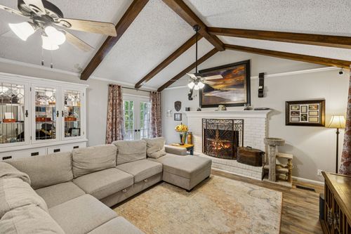 1722 Haynes Dr, Murfreesboro, TN, 37129-1021 | Card Image