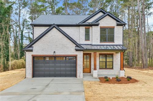 3367 Dodson Dr Connector, east point, GA, 30344 | Card Image
