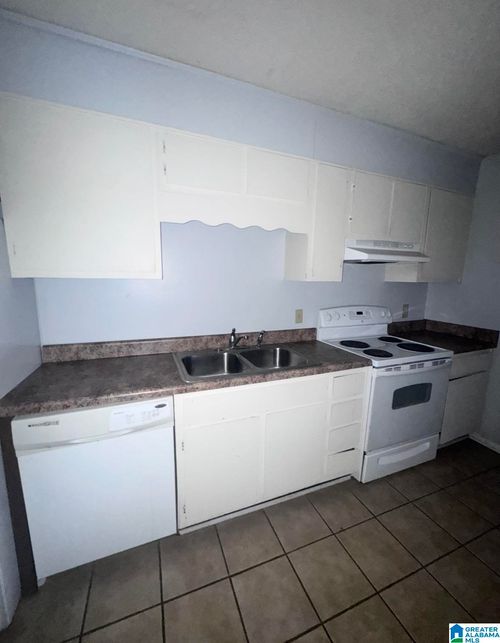 apt-c-830 Beacon Pkwy E, Birmingham, AL, 35209-3254 | Card Image