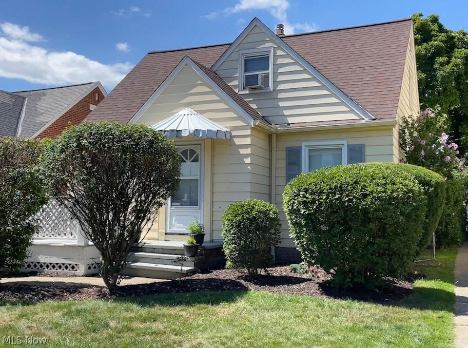 Schenely Ave, Cleveland, OH 44119