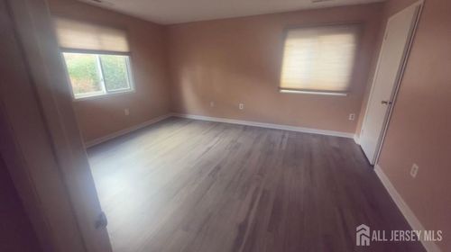 2015 Aspen Dr, Plainsboro, NJ, 08536-3621 | Card Image