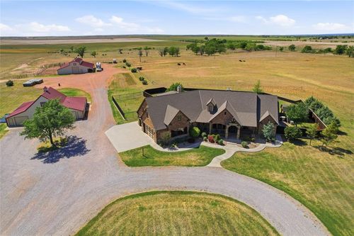 22334 N County Road 1940, Mangum, OK, 73554-3305 | Card Image