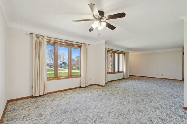 6405 Hillcrest Rd, House other with 4 bedrooms, 4 bathrooms and null parking in Cedar Rapids IA | Image 6