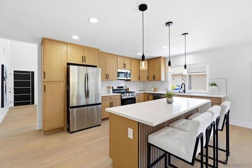 8523 Duncannon Ct, San Diego, CA, 92126-1634 | Card Image