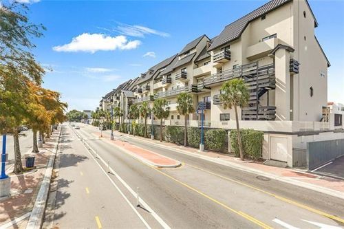 apt-6-7300 Lakeshore Dr, New Orleans, LA, 70124-2461 | Card Image