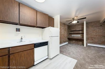 101 - 207 Ballard Street, Condo with 2 bedrooms, 1 bathrooms and null parking in Ypsilanti MI | Image 1