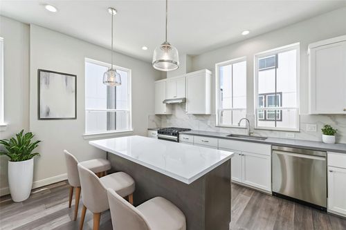 unit-c-2708 Grand Fountains Dr, Houston, TX, 77054-1126 | Card Image