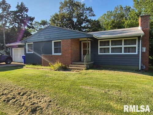 216 Hillcrest Dr, Kewanee, IL, 61443-3424 | Card Image