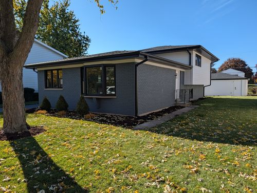 564 N Adele St, Elmhurst, IL, 60126-2014 | Card Image