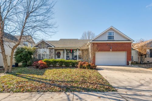 132 Vintage Cir, Hendersonville, TN, 37075-4082 | Card Image