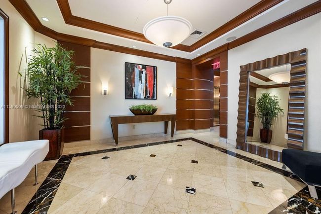 502 - 401 Sw 4th Ave, Condo with 2 bedrooms, 2 bathrooms and null parking in Fort Lauderdale FL | Image 4