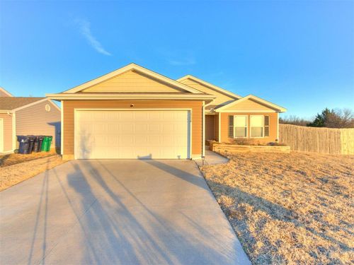 15204 Nightshade Dr, Oklahoma City, OK, 73170-5511 | Card Image